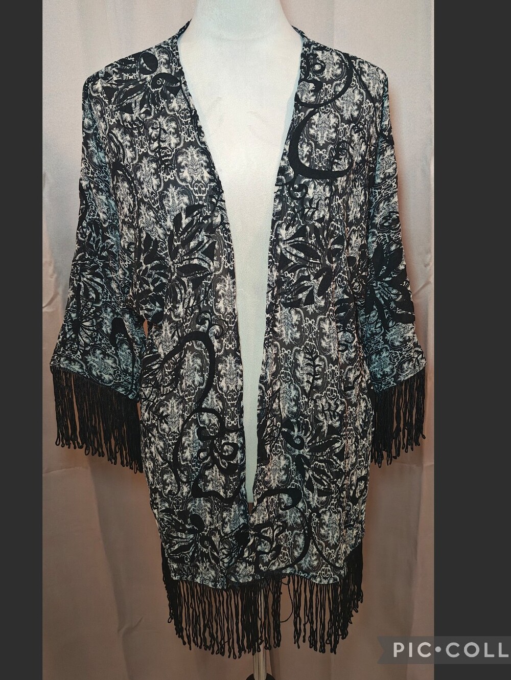 🖤🩶NWT Angie Deadstock Velvet Burnout Boho Fringe Kimono Cardigan🩶🖤